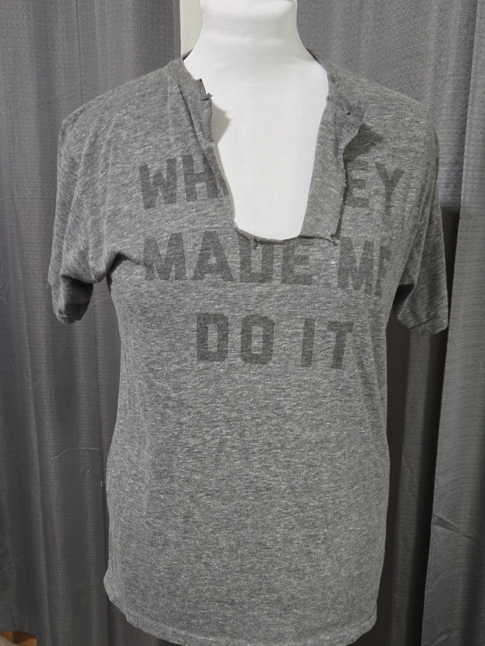 Grey Men's Graphic Short-Sleeve T-Shirt